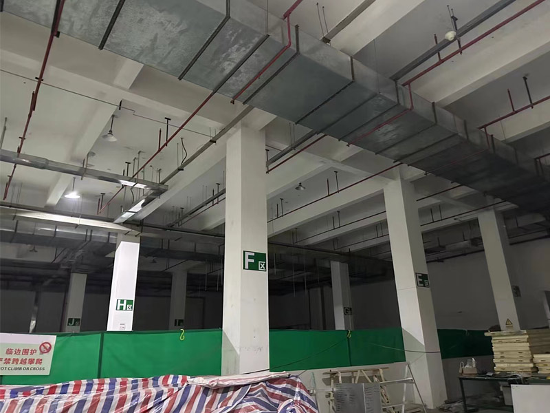 宜宾轻质抗爆墙当发生爆炸时，抗爆墙怎样防止碎片飞溅伤人？
